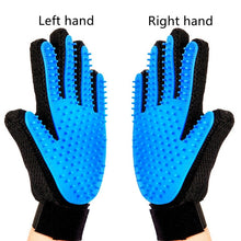Load image into Gallery viewer, Pet Grooming Glove
